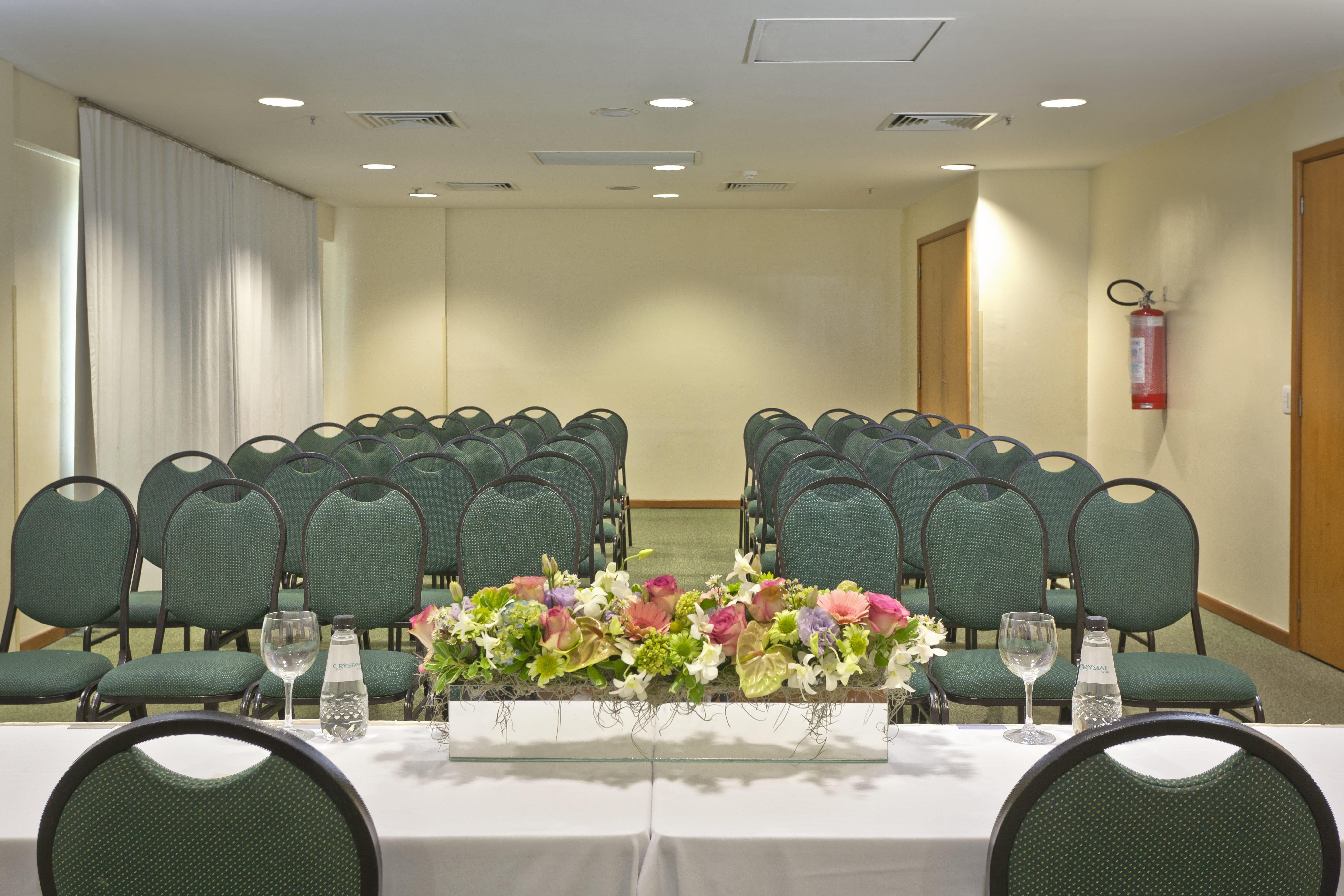 Hotel Bourbon Barra Da Tijuca 4*